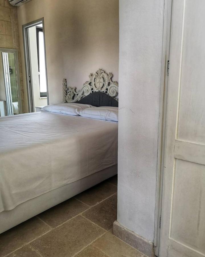Relais Grottone Bed & Breakfast Ostuni Exterior photo