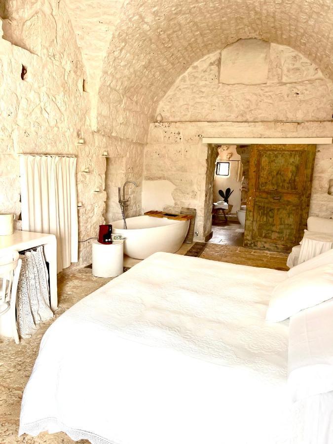 Relais Grottone Bed & Breakfast Ostuni Exterior photo