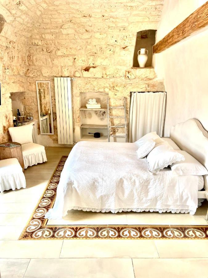 Relais Grottone Bed & Breakfast Ostuni Exterior photo