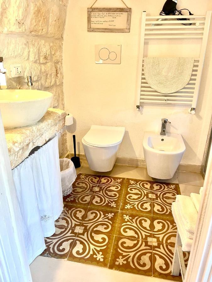 Relais Grottone Bed & Breakfast Ostuni Exterior photo