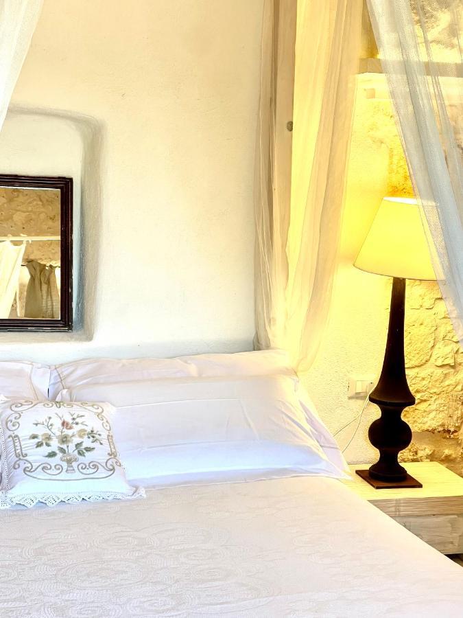 Relais Grottone Bed & Breakfast Ostuni Exterior photo